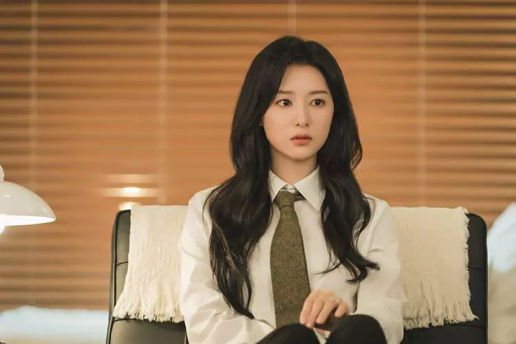 Kim Ji-won in Queen of Tears. Doc. Netflix
